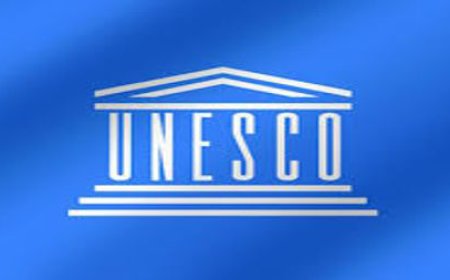 اكدت منظمة اليونسكو ، ان مجابهة الخطاب المضلل وخطاب الكراهية والمعلومات المزيفة في العراق، يحتاج الى مجموعة عوامل ومعايير مشتركة ينبغي توفرها وضمان تحقيقها .